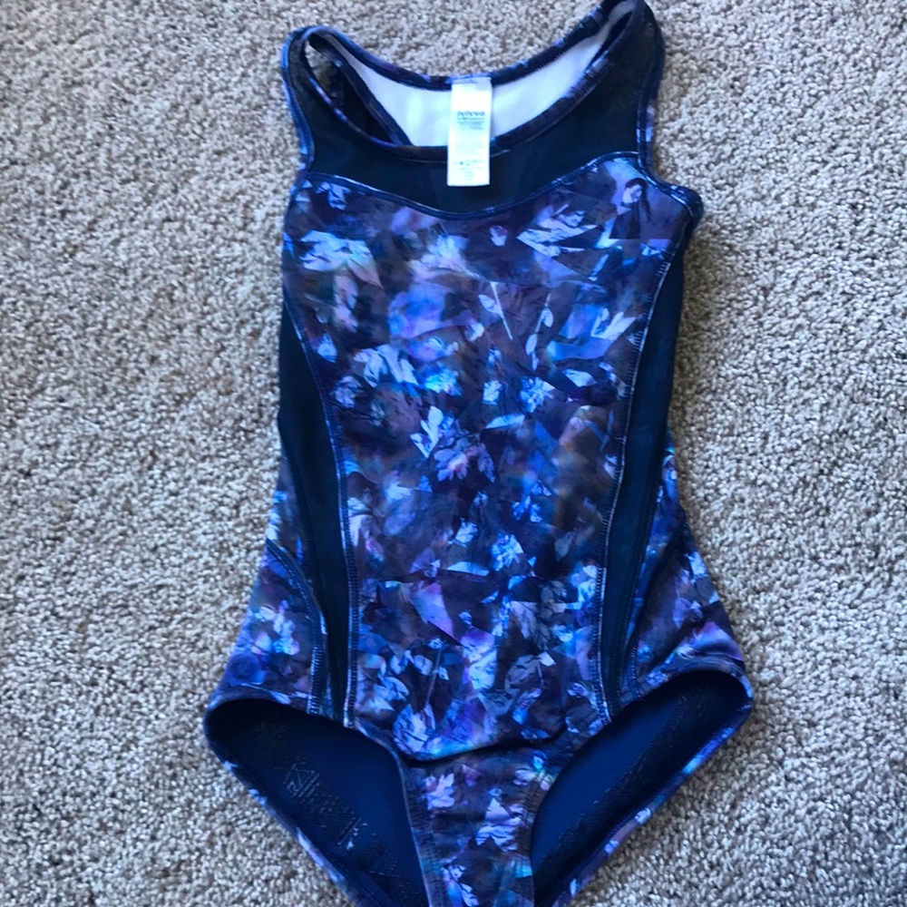 Girl’s Lululemon Ivivva leotard sz 7